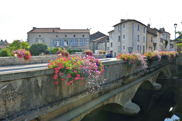 Evaluation d&rsquo;impact sur la santé / Réaménagement du centre bourg de&nbsp;Migné-Auxances
